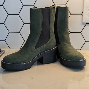 Stylish Green Suede Ankle Boots Nine West